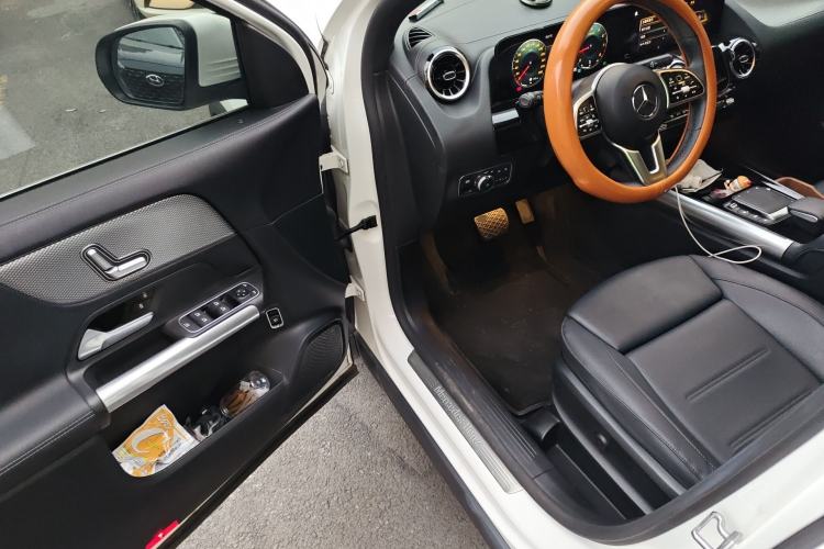 Used Mercedes-Benz GLA 2020 GLA 180 Driver Seat