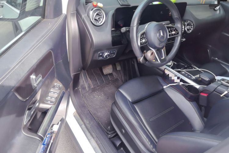 Used Mercedes-Benz GLA 2020 GLA 200 Driver Seat
