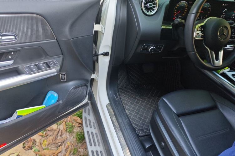 Used Mercedes-Benz GLA 2020 GLA 200 Driver Seat