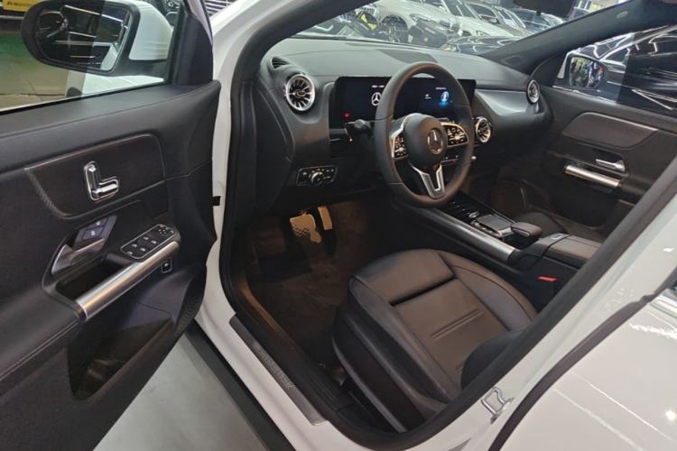 Used Mercedes-Benz GLA 2020 GLA 200 Driver Seat