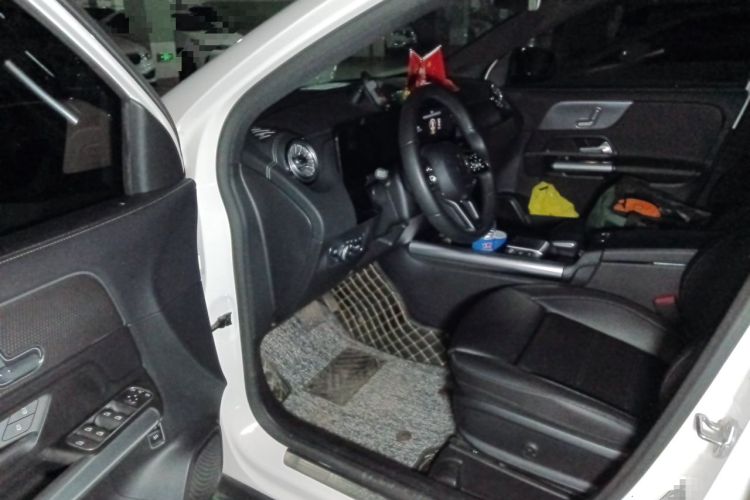 Used Mercedes-Benz GLA 2020 GLA 200 Driver Seat