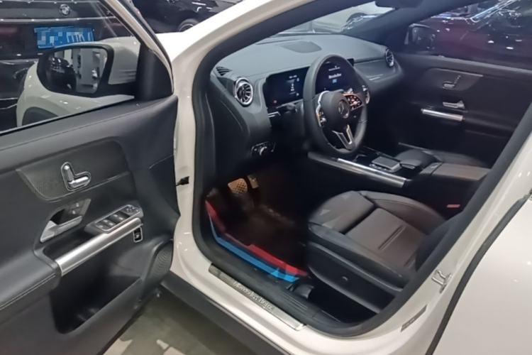 Used Mercedes-Benz GLA 2020 GLA 200 Driver Seat