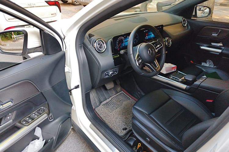 Used Mercedes-Benz GLA 2020 GLA 200 Driver Seat