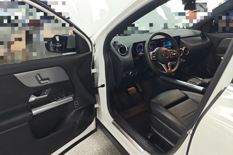 Used Mercedes-Benz GLA 2020 GLA 180 Driver Seat