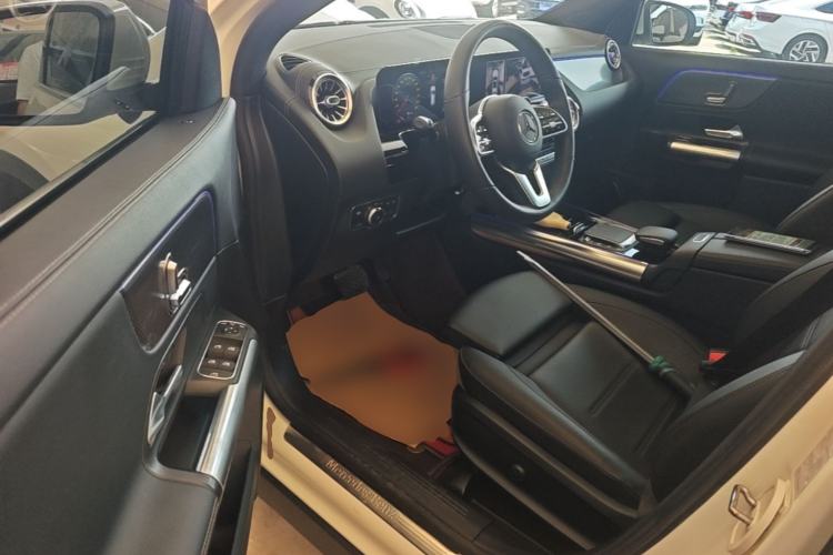 Used Mercedes-Benz GLA 2020 GLA 200 Driver Seat