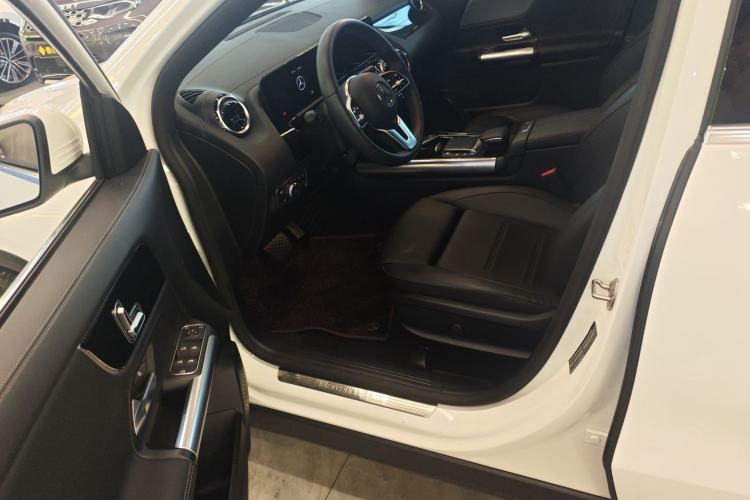 Used Mercedes-Benz GLA 2020 GLA 180 Driver Seat