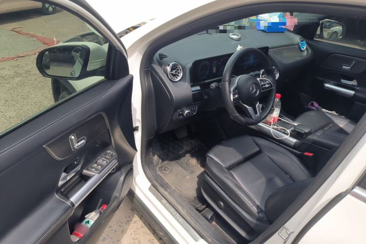 Used Mercedes-Benz GLA 2020 GLA 200 Driver Seat
