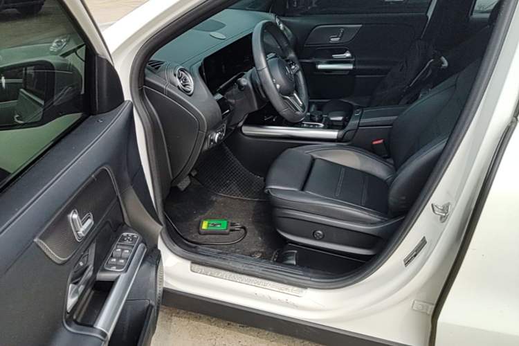 Used Mercedes-Benz GLA 2020 GLA 180 Driver Seat