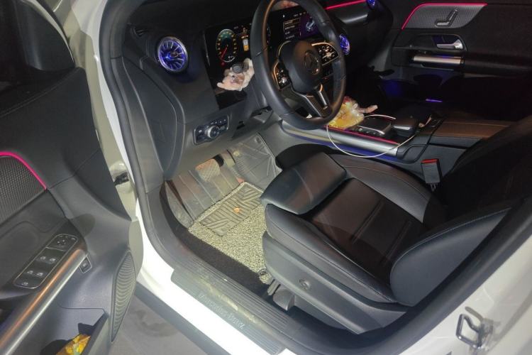 Used Mercedes-Benz GLA 2020 GLA 200 Driver Seat