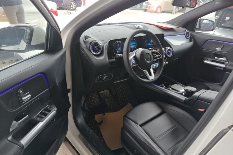 Used Mercedes-Benz GLA 2020 GLA 200 Driver Seat
