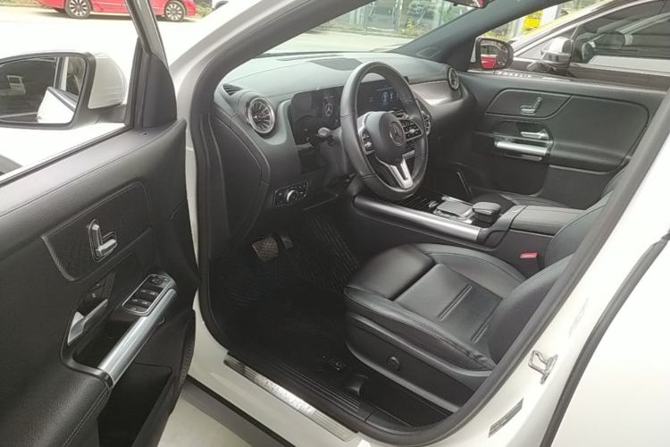 Used Mercedes-Benz GLA 2020 GLA 200 Driver Seat