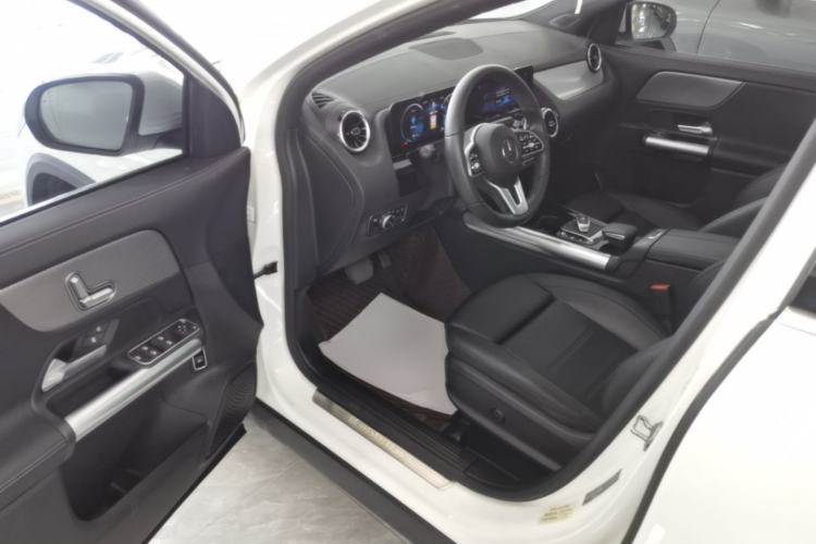 Used Mercedes-Benz GLA 2020 GLA 180 Driver Seat