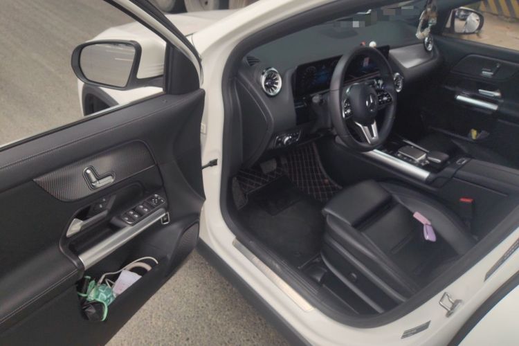 Used Mercedes-Benz GLA 2020 GLA 200 Driver Seat