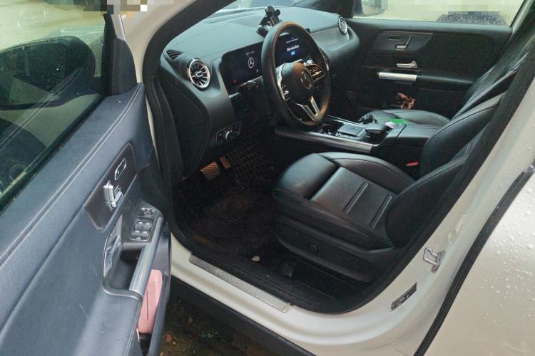 Used Mercedes-Benz GLA 2020 GLA 200 4MATIC Driver Seat