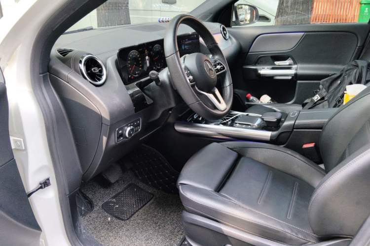 Used Mercedes-Benz GLA 2020 GLA 180 Driver Seat