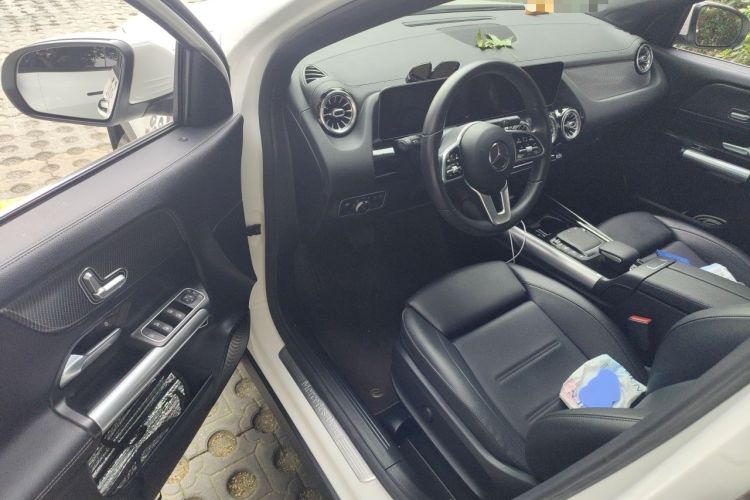 Used Mercedes-Benz GLA 2020 GLA 200 Driver Seat