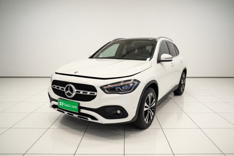Used Mercedes-Benz GLA 2020 GLA 200 Guazi used car, China used car export, Used car for sale, Used Mercedes-Benz cars, Cheapest cars for sale