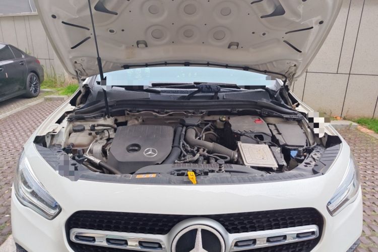 Used Mercedes-Benz GLA 2020 GLA 200 Engine Bay