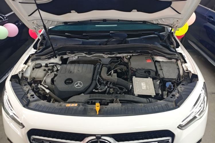 Used Mercedes-Benz GLA 2020 GLA 200 Engine Bay