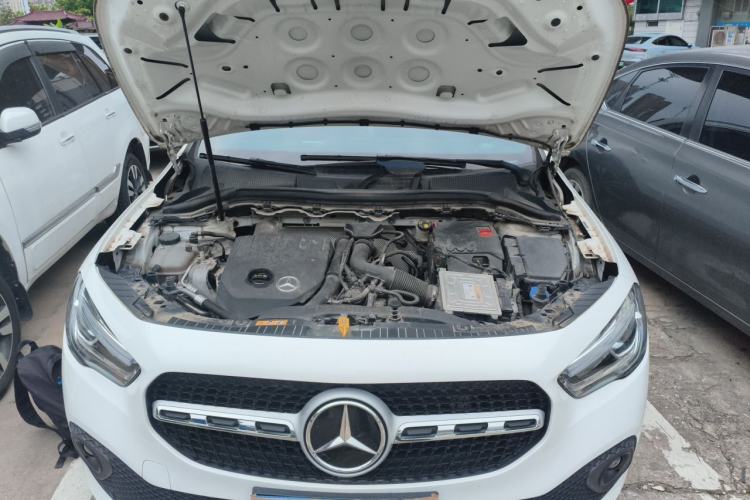 Used Mercedes-Benz GLA 2020 GLA 200 Engine Bay