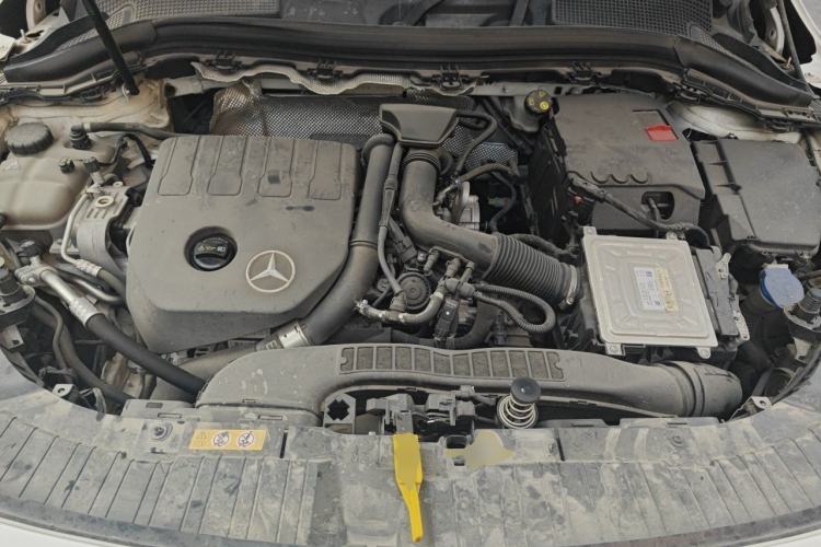 Used Mercedes-Benz GLA 2020 GLA 200 Engine Bay