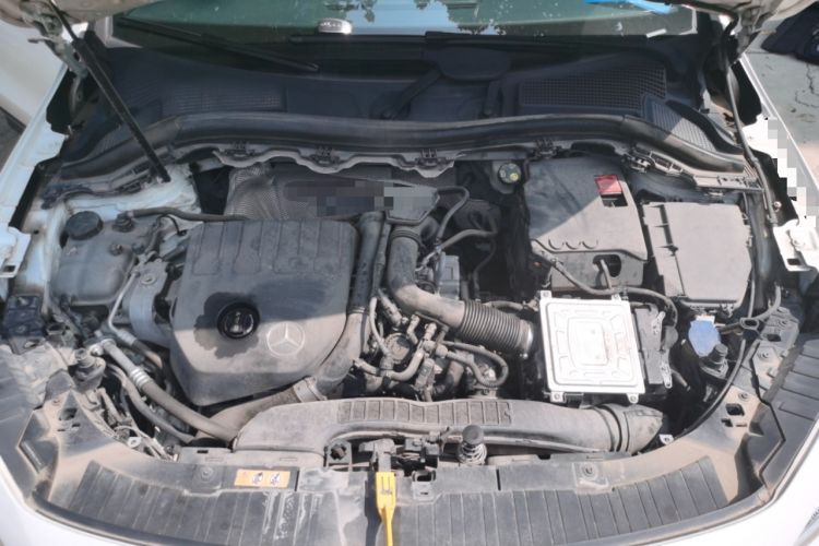 Used Mercedes-Benz GLA 2020 GLA 200 Engine Bay