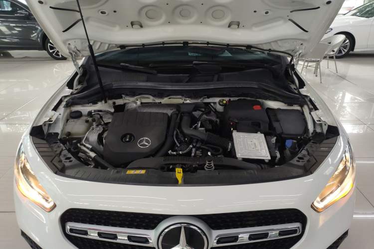 Used Mercedes-Benz GLA 2020 GLA 180 Engine Bay