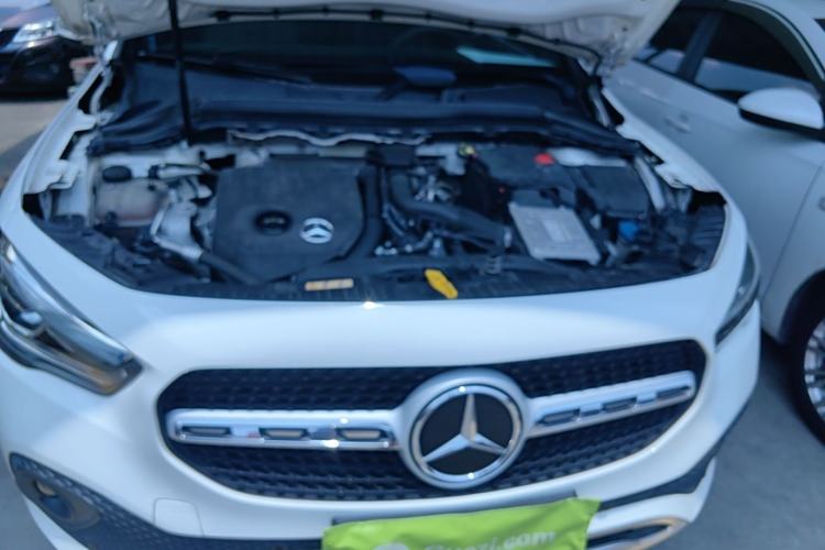 Used Mercedes-Benz GLA 2020 GLA 200 Engine Bay