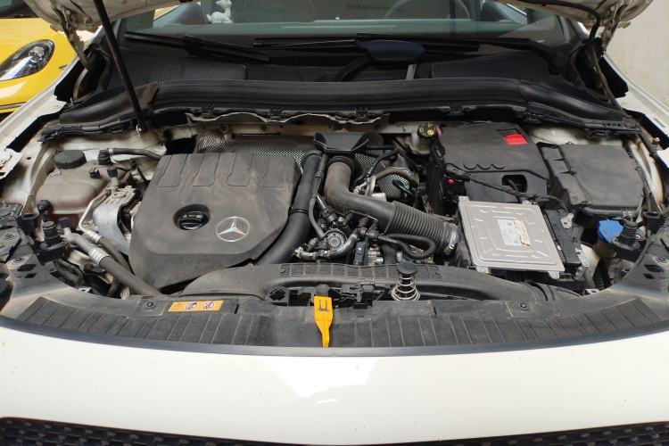 Used Mercedes-Benz GLA 2020 GLA 180 Engine Bay