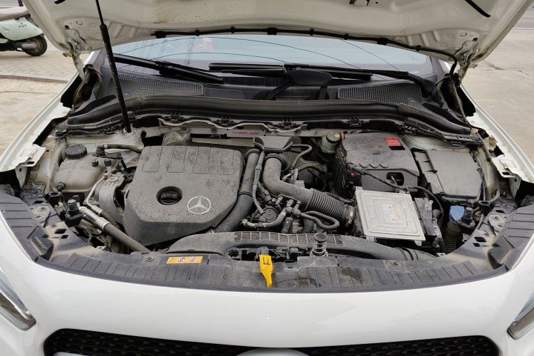 Used Mercedes-Benz GLA 2020 GLA 200 Engine Bay