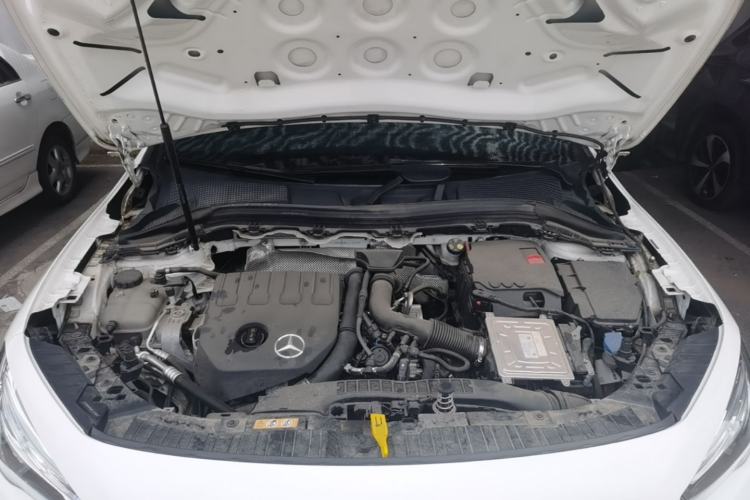 Used Mercedes-Benz GLA 2020 GLA 200 Engine Bay