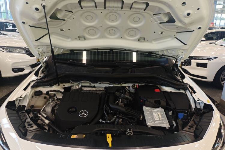 Used Mercedes-Benz GLA 2020 GLA 180 Engine Bay