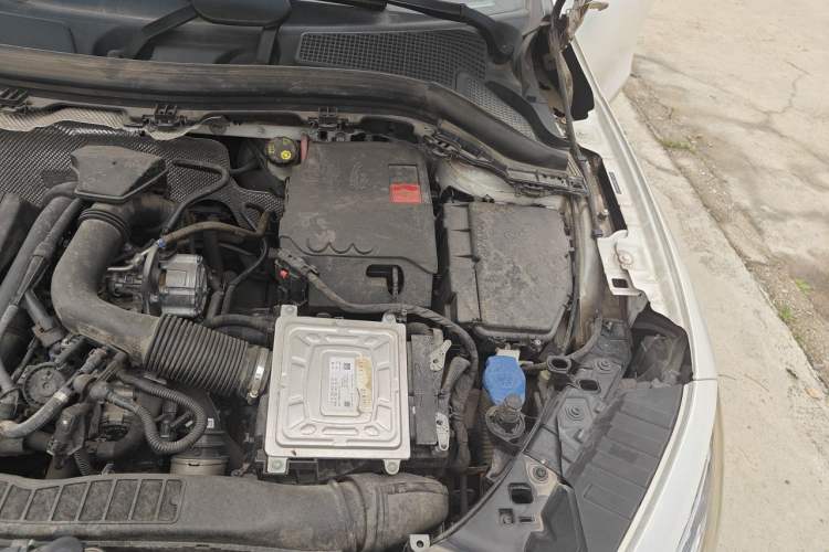 Used Mercedes-Benz GLA 2020 GLA 200 Engine Bay Left