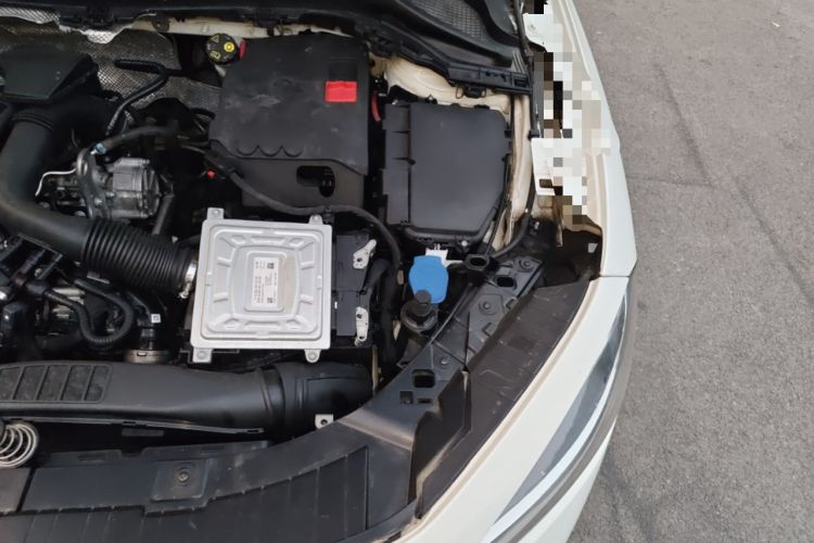 Used Mercedes-Benz GLA 2020 GLA 180 Engine Bay Left