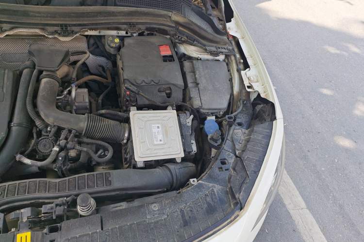 Used Mercedes-Benz GLA 2020 GLA 200 Engine Bay Left