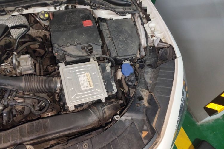 Used Mercedes-Benz GLA 2020 GLA 200 Engine Bay Left
