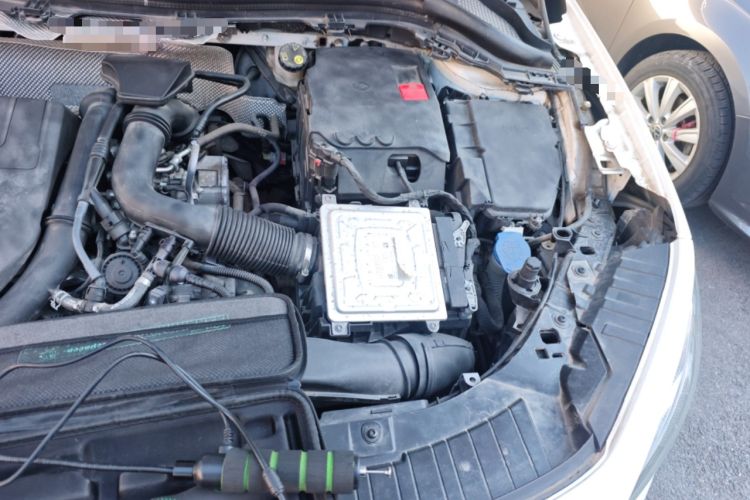 Used Mercedes-Benz GLA 2020 GLA 200 Engine Bay Left