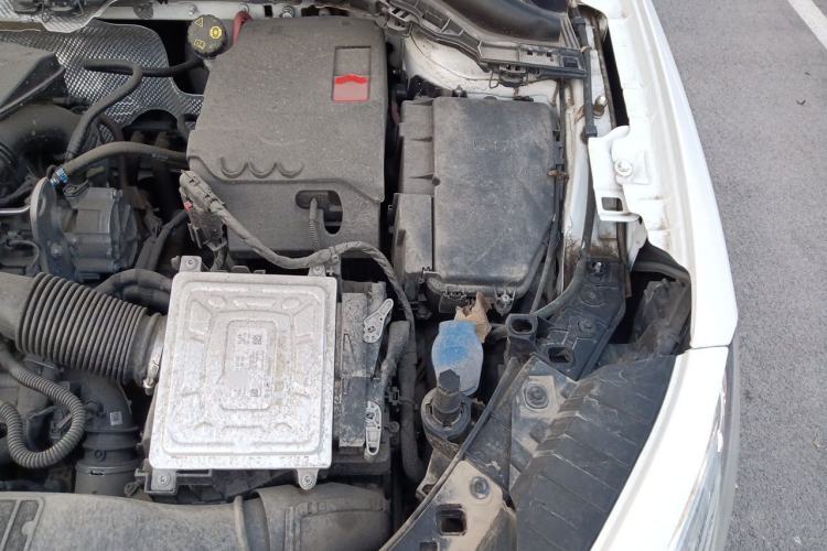Used Mercedes-Benz GLA 2020 GLA 200 Engine Bay Left