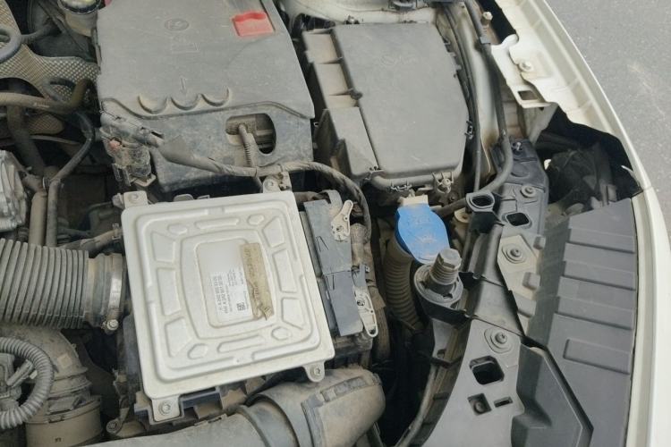 Used Mercedes-Benz GLA 2020 GLA 200 Engine Bay Left