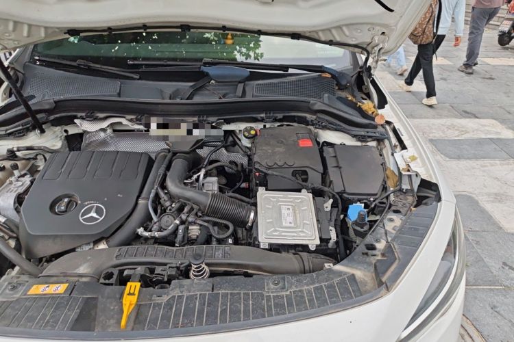 Used Mercedes-Benz GLA 2020 GLA 180 Engine Bay Left