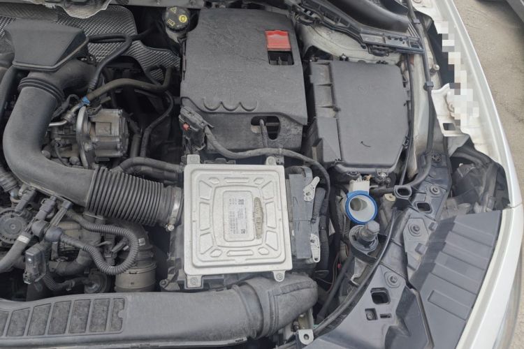 Used Mercedes-Benz GLA 2020 GLA 200 Engine Bay Left