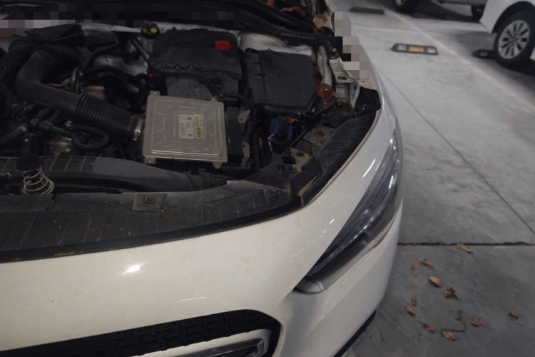 Used Mercedes-Benz GLA 2020 GLA 200 Engine Bay Left