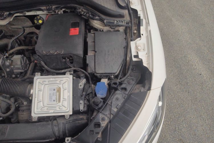 Used Mercedes-Benz GLA 2020 GLA 200 Engine Bay Left