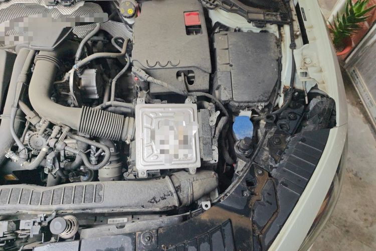Used Mercedes-Benz GLA 2020 GLA 200 4MATIC Engine Bay Left
