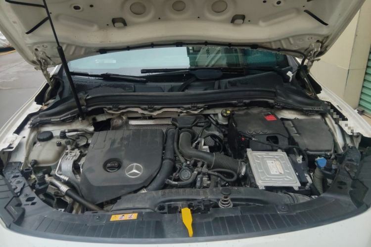 Used Mercedes-Benz GLA 2020 GLA 200 Engine Bay