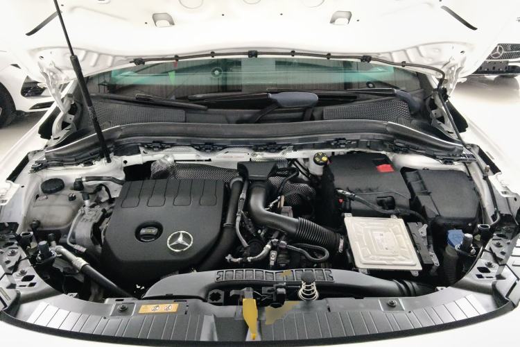 Used Mercedes-Benz GLA 2020 GLA 200 Engine Bay