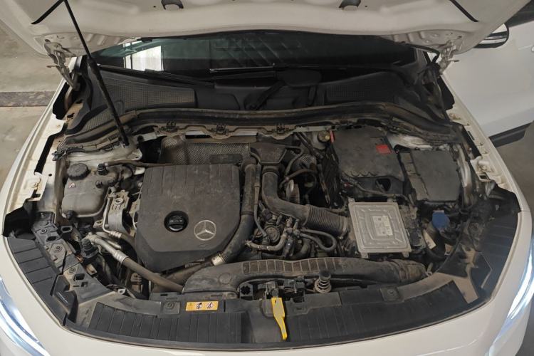 Used Mercedes-Benz GLA 2020 GLA 180 Engine Bay