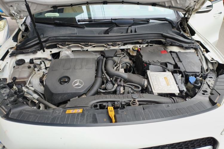 Used Mercedes-Benz GLA 2020 GLA 200 Engine Bay