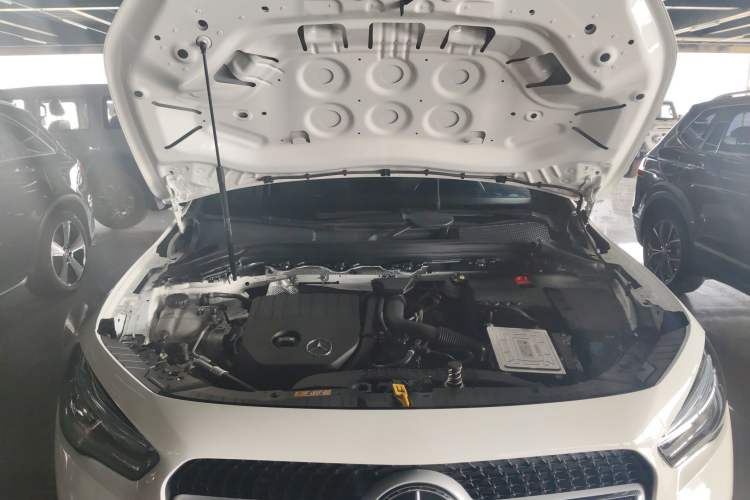 Used Mercedes-Benz GLA 2020 GLA 200 Engine Bay