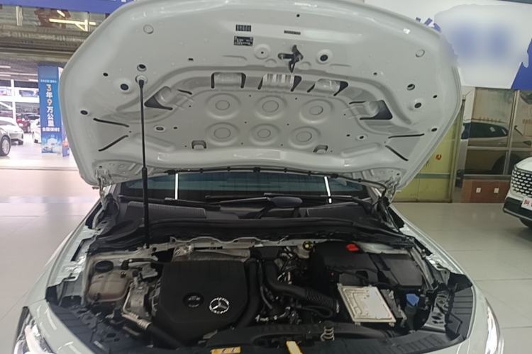 Used Mercedes-Benz GLA 2020 GLA 200 Engine Bay